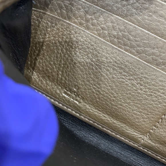 Gucci Gold Bamboo Ribbon Zip Around Wallet Sku#85428 (Gently used, rubbing) - Picture 8 of 14